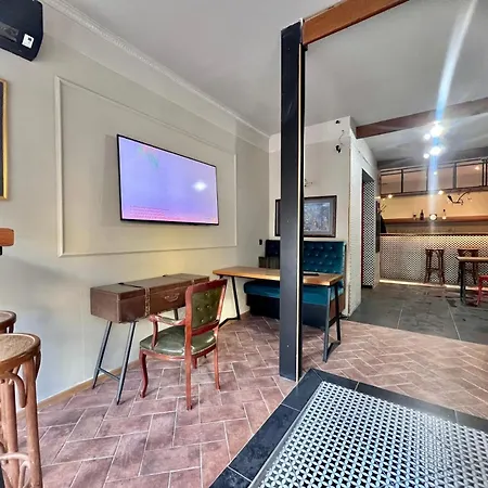 Just 2* ヴァルナ