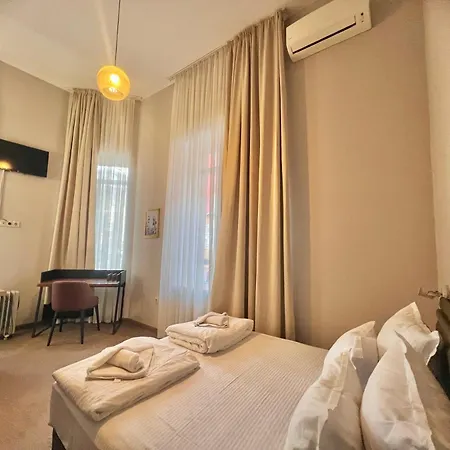 Just Otel